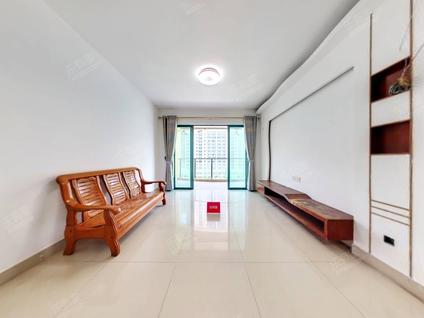 火炬开发区张家边整租 群英华庭4室2厅/144平/低楼层