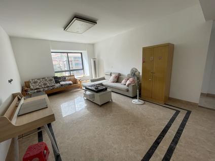 集美同集南路整租 中央公园城4室2厅/123平/低楼层