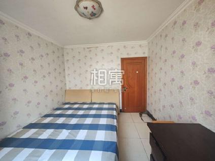 昌平回龙观合租 金榜园4室1厅/13平/低楼层