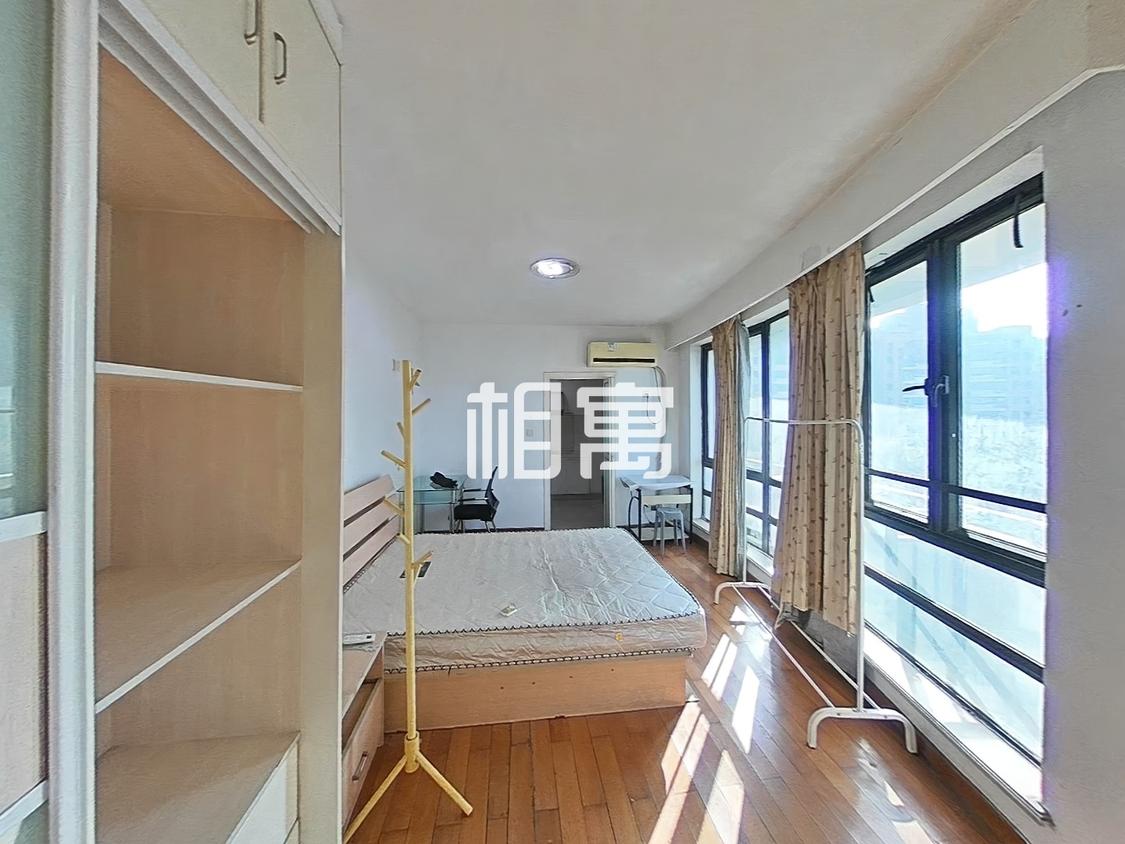 整租·嘉业阳光假日