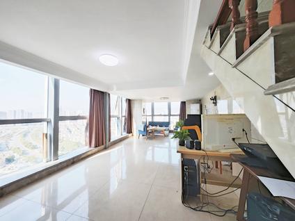 荔城荔城区整租 正荣财富中心1室2厅/68平/高楼层