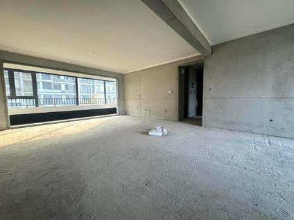 北京亚龙湾花园4室2厅200平高楼层/共7层