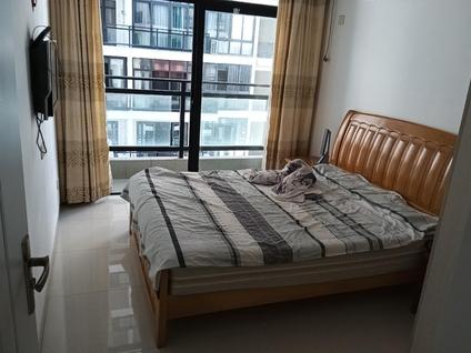 天涯天涯区整租 金凤凰海景公寓2室2厅/74平/中楼层