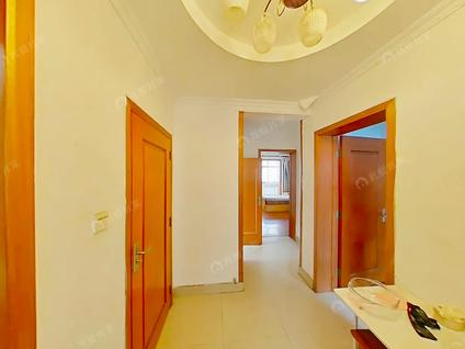 秦淮新街口整租 丰富路3室1厅/64平/高楼层