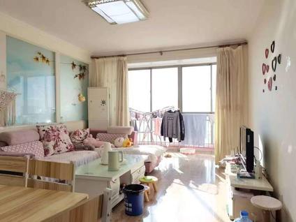 城阳家佳源整租 华鹏馨苑(东区)1室1厅/82平/高楼层