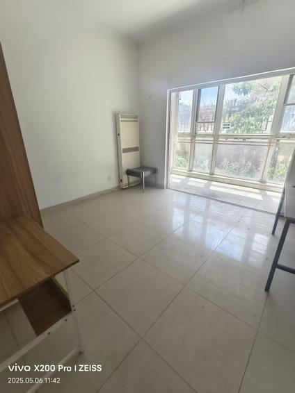 丰台西罗园整租 珠江骏景(南区)2室1厅/117平/低楼层