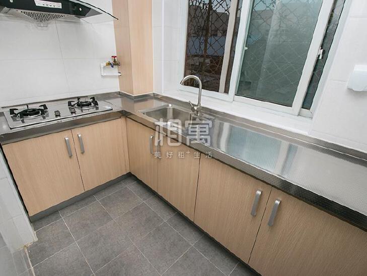 合租·报国寺东夹道乙3号