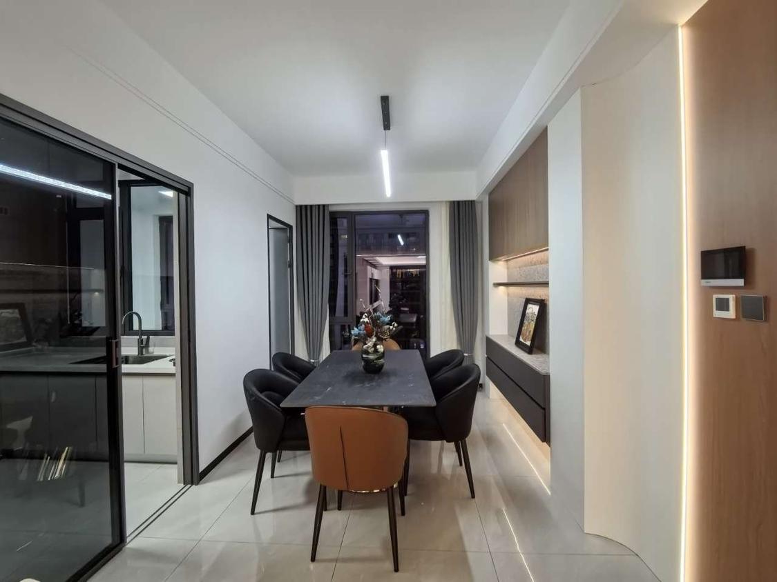 整租·融创中心(臻景园)