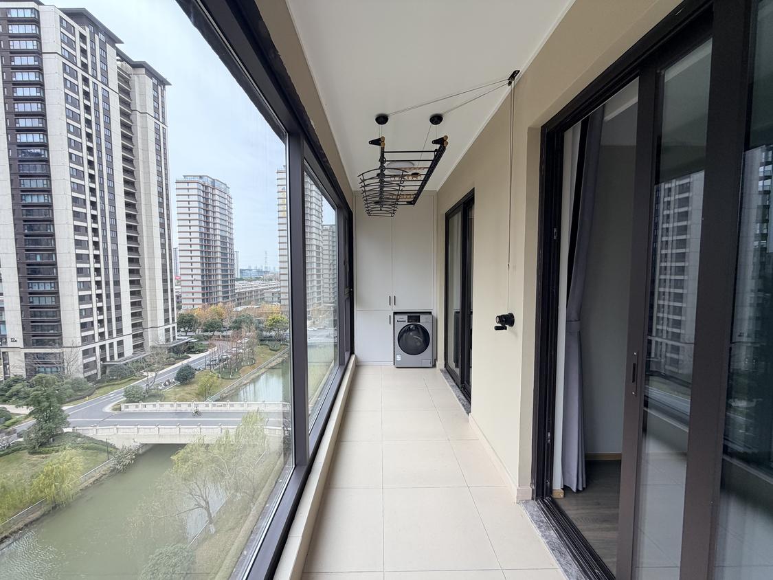 整租·金茂鸣悦棠前