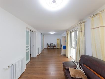 海淀公主坟西整租 翠微东里2室1厅/53平/中楼层