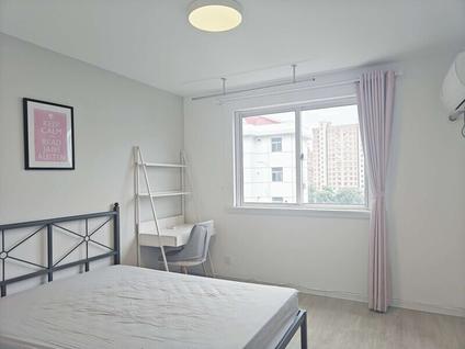 浦东北蔡合租 紫叶花园(东园)4室1厅/14平/高楼层