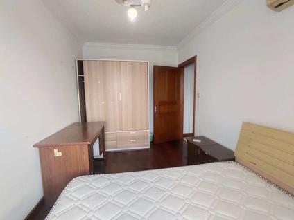 宝山大华整租 大华公园世家康华苑(西区)3室2厅/127平/中楼层