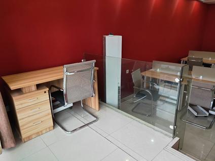 渝中大坪整租 英利国际广场1室1厅/55平/低楼层