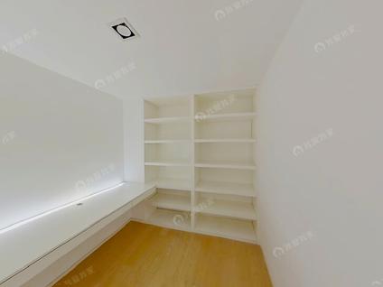 朝阳东大桥整租 三里屯SOHO公寓4室1厅/182平/高楼层