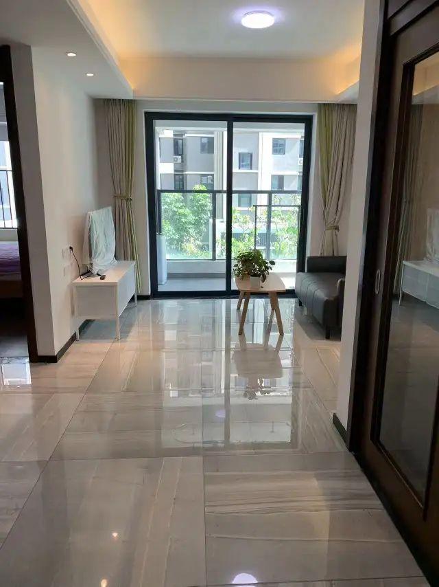 整租·保利和光城悦