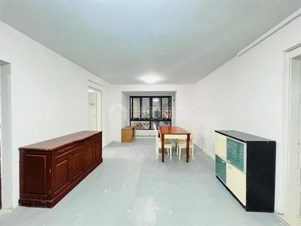 浦东周浦整租 绿地景汇佳苑2室1厅/95平/低楼层