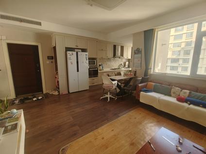 经区皇冠整租 蓝星万象城3室2厅/131平/高楼层