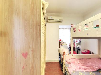 新城含元路整租 中天锦庭4室2厅/148平/中楼层