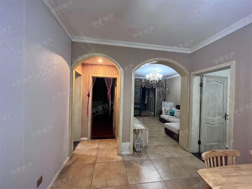 整租·保利湖畔阳光苑