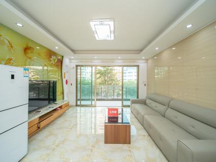 江海外海整租 海逸华庭4室2厅/129平/低楼层