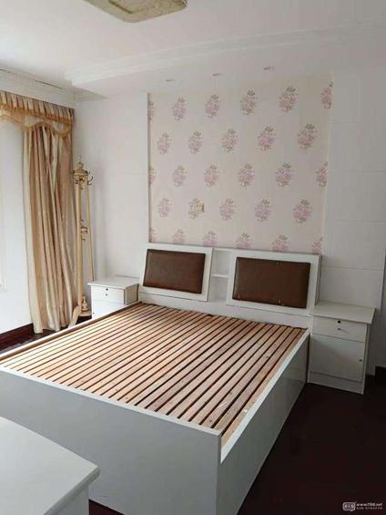 海陵城西整租 汇景苑3室2厅/110平/低楼层