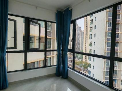 银海银海整租 大都锦城3室2厅/89平/中楼层