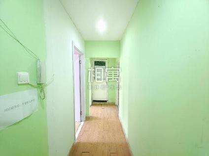 朝阳三里屯合租 三源里南小街小区3室1厅/18平/高楼层