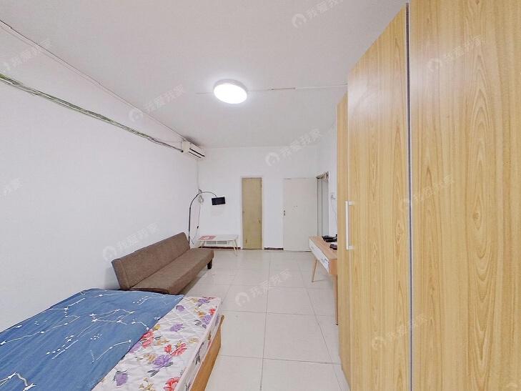 整租·美术馆后街