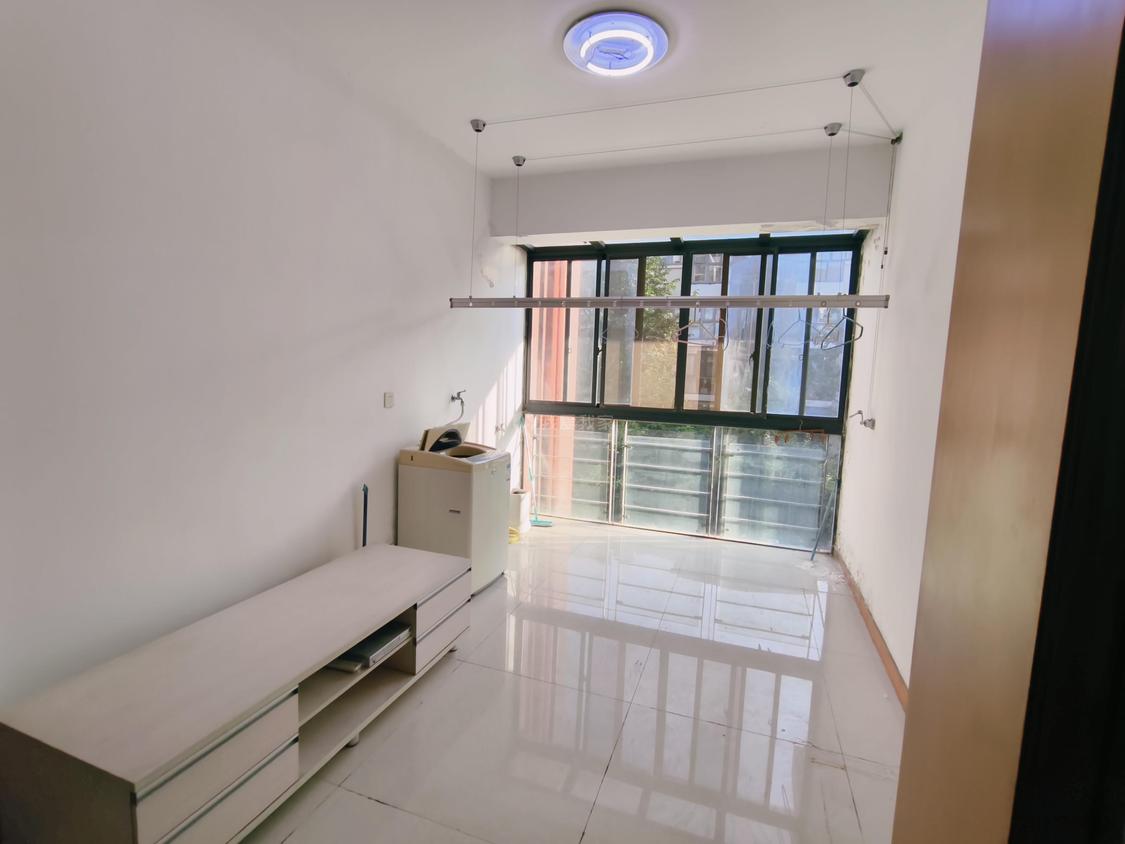 整租·太湖国际社区(花语莱茵)