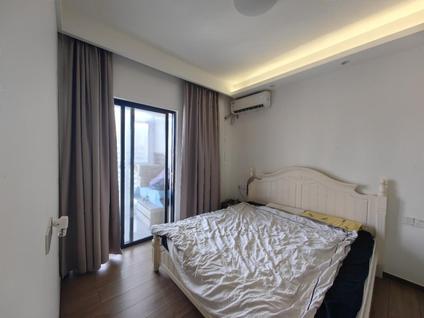 龙华国贸整租 华润中心2室2厅/85平/中楼层