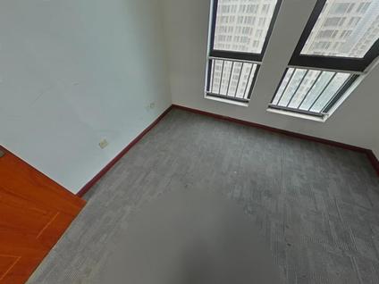 未央行政中心整租 白桦林间5室3厅/366平/中楼层