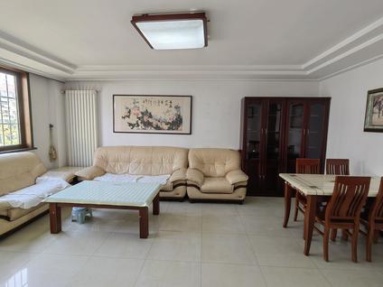 即墨二十八中整租 德馨园3室1厅/99平/高楼层