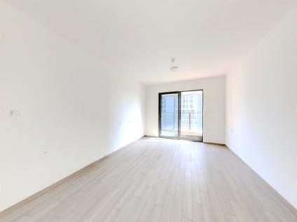 路桥飞龙湖整租 保利凤栖云城4室2厅/180平/中楼层