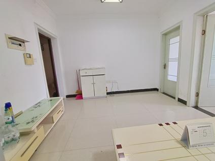 海城海城区整租 国际新城2室1厅/63平/高楼层