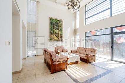 海淀西二旗整租 领秀新硅谷(AB区)5室2厅/294平/低楼层