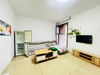 即墨环秀整租 观澜国际2室1厅/85平/低楼层