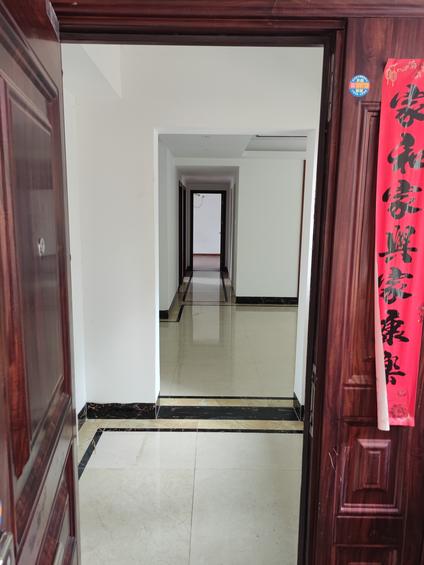 邕宁邕宁整租 天地明珠4室2厅/143平/低楼层