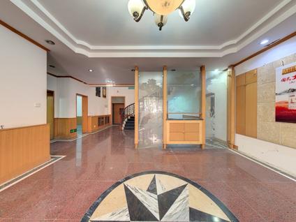 金水燕庄整租 英协花园9室3厅/301平/底层