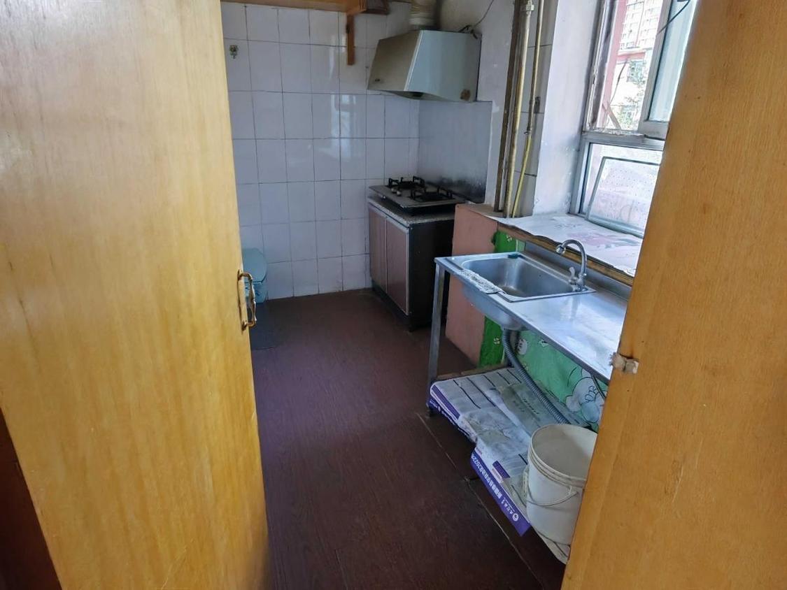 整租·铁路局七街