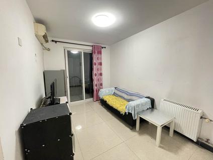 大兴亦庄整租 南海家园四里1室1厅/50平/中楼层