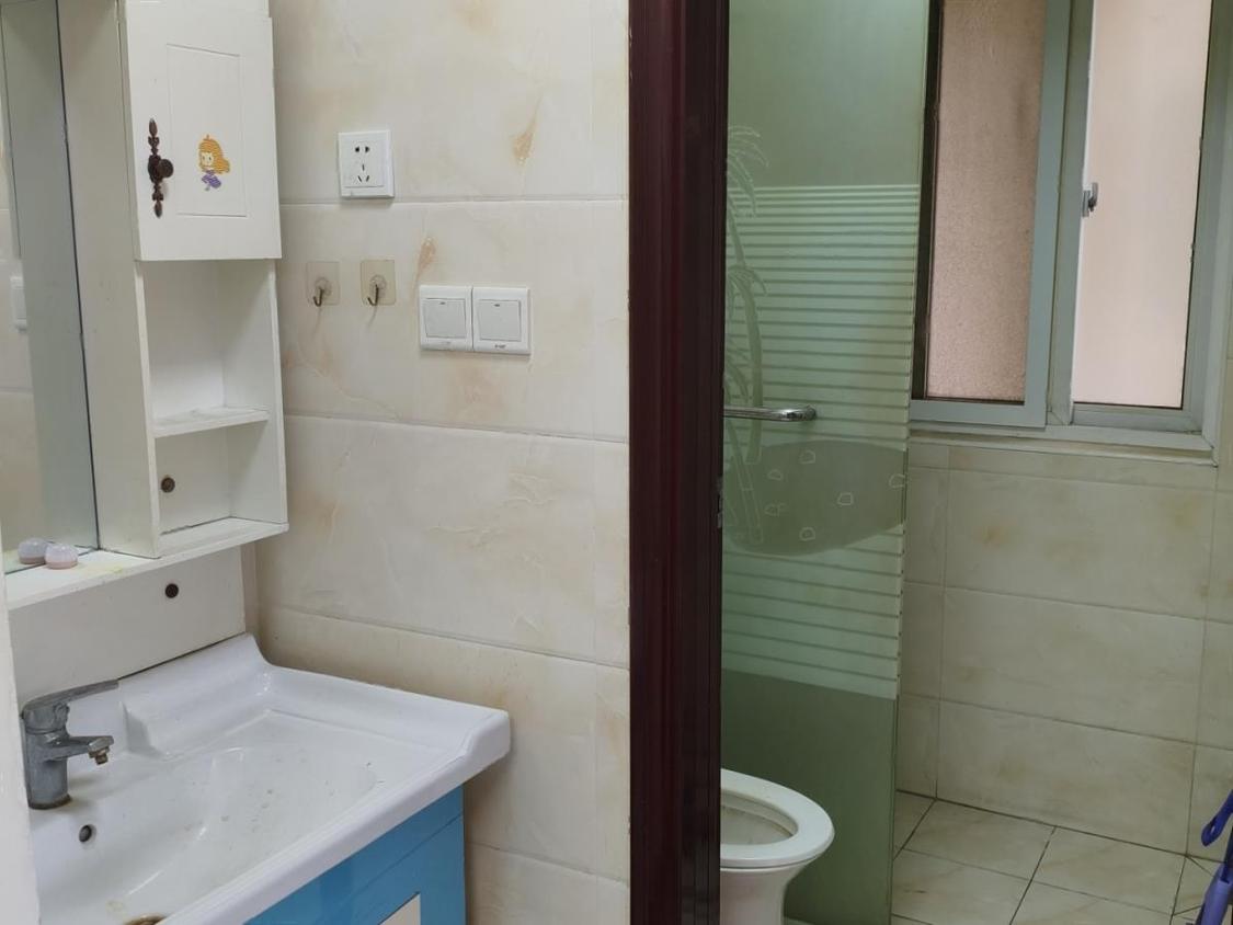 整租·荣盛华府