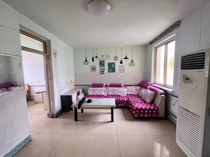 黄岛老黄岛整租 新街口小区2室1厅/70平/中楼层