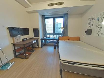 鼓楼建宁路整租 证大大拇指广场1室1厅/41平/中楼层