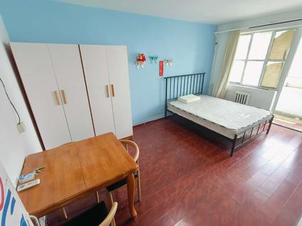 石景山鲁谷整租 七星园1室1厅/48平/高楼层