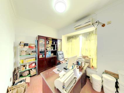 大岭山大岭山整租 光大山湖城4室2厅/129平/中楼层