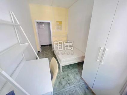 朝阳劲松合租 劲松(一区)3室1厅/8平/低楼层