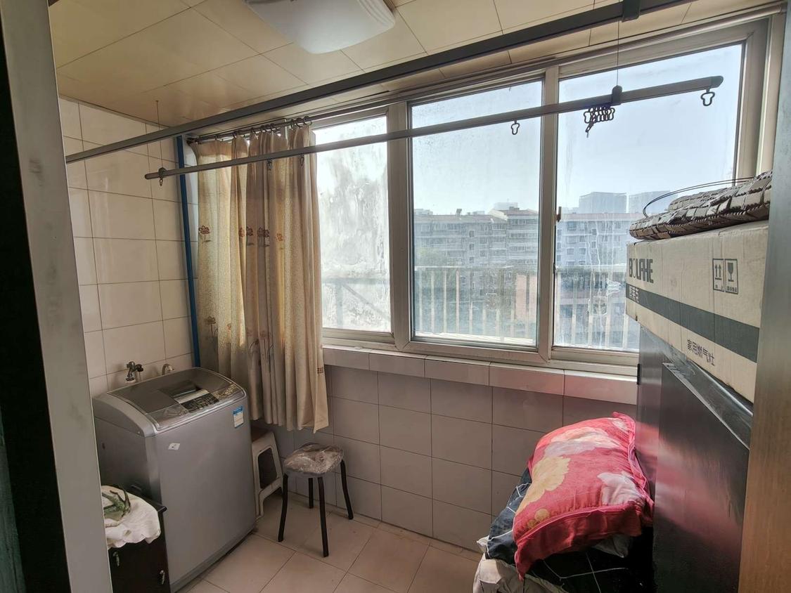 整租·车辆厂宿舍