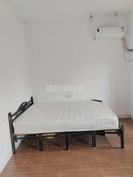 遂溪遂溪整租 恒兴棕榈公馆1室1厅/33平/低楼层