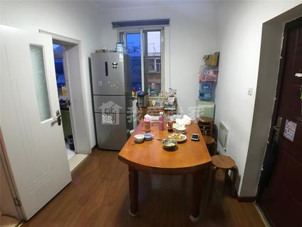 钟楼勤业整租 勤业一二三村4室2厅/57平/高楼层