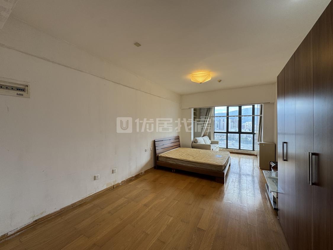 整租·洱海庄园